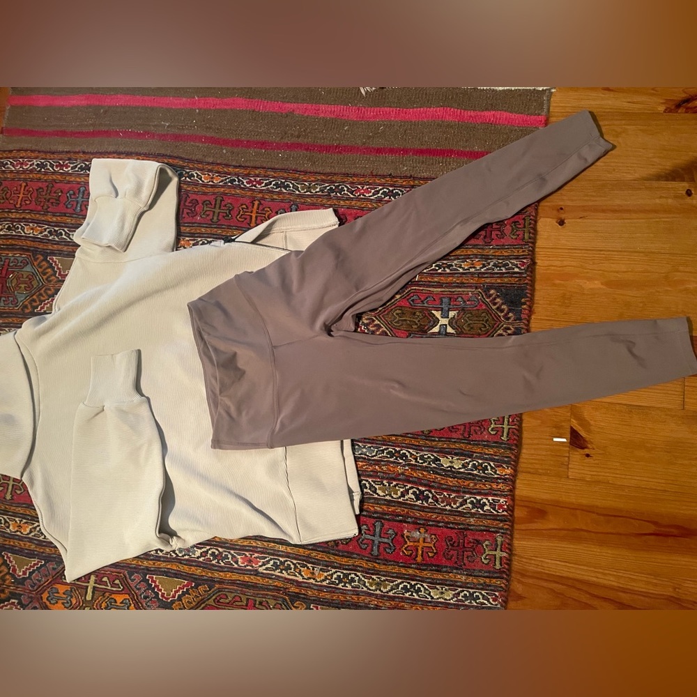 Varley Lets Move Hi Rise Legging 25” in iron - size small